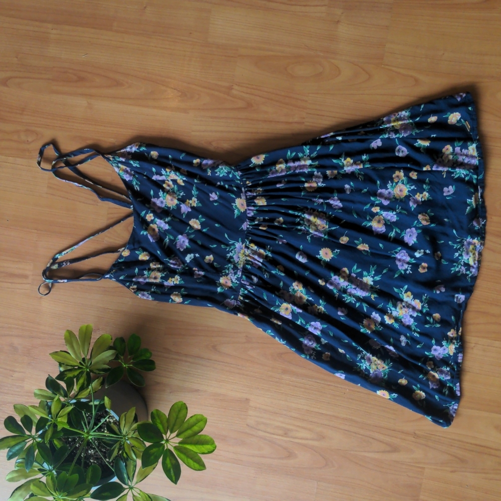 Floral open back strappy summer dress